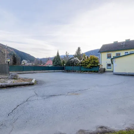 Apartmenthaus 113 *